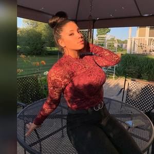 Meet your Posher, Angelica